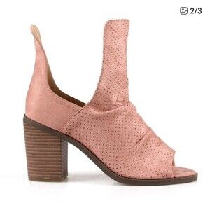 Nature Breeze Block Heel Women's Peep Toe Booties in Pink Blush 10 New